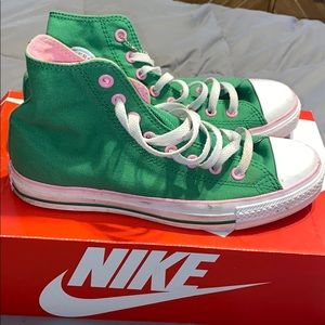 Converse Chuck Taylor- Rare Color!!!